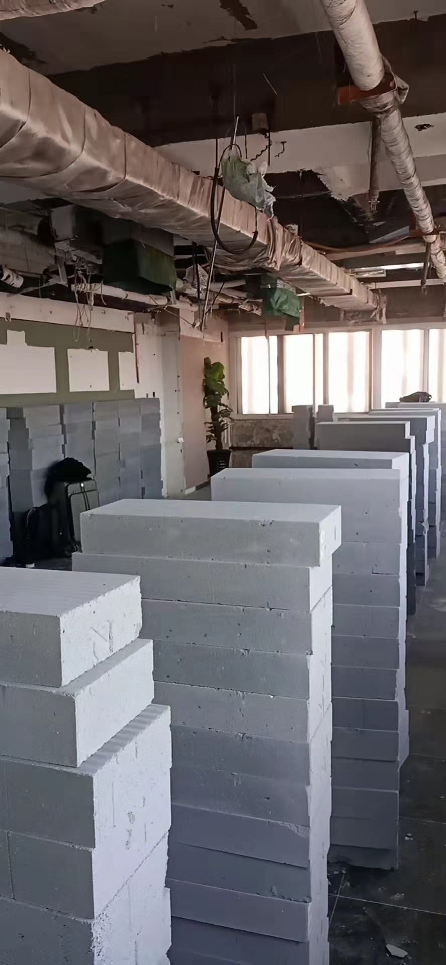厂房轻质砖隔墙场景